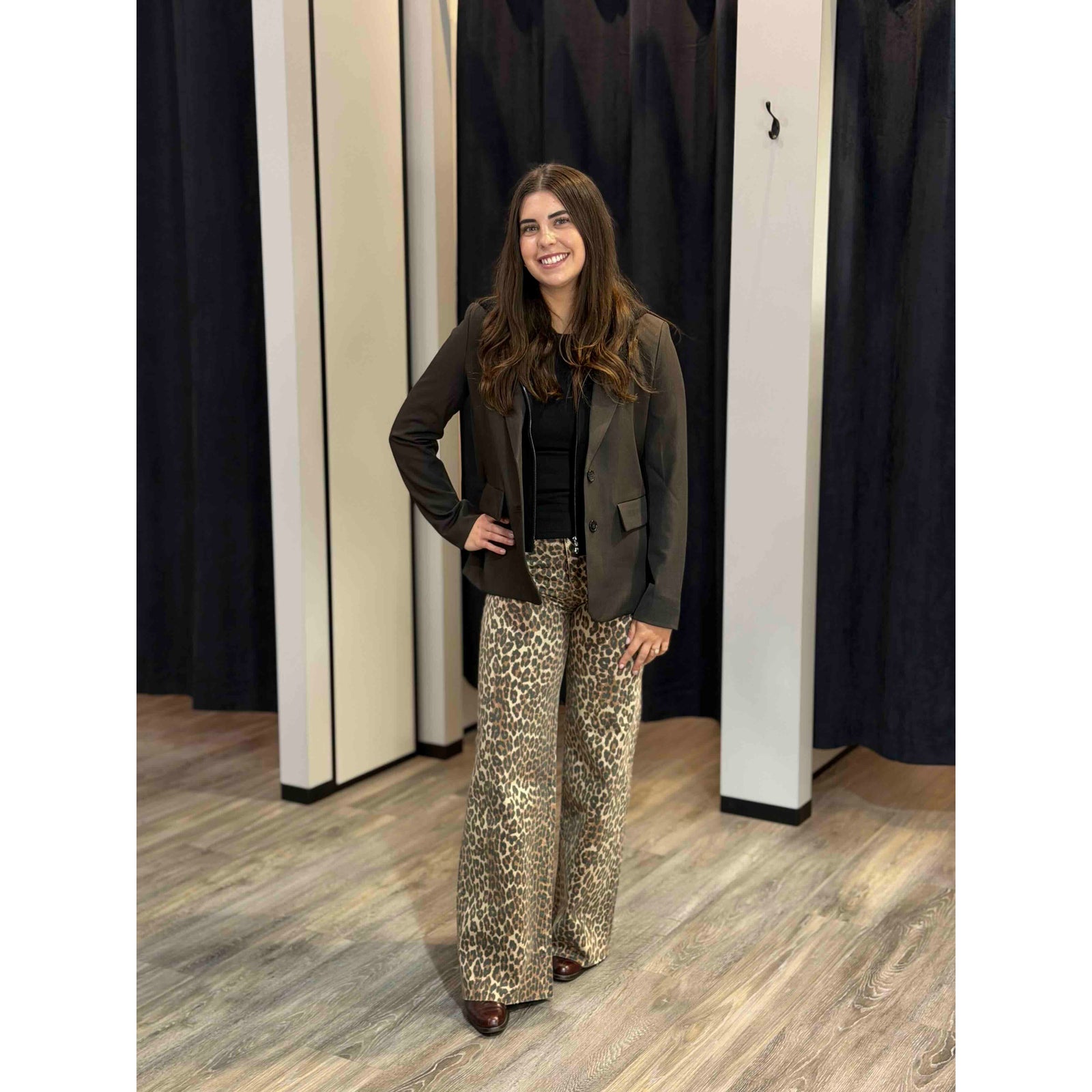 Daze Far Out High Rise Wide Leg in Cool Cat