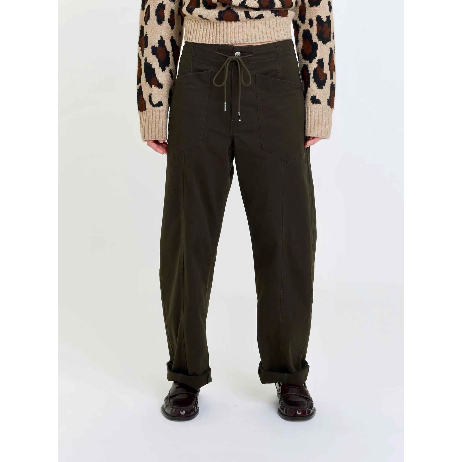 Daze Villa Drawstring Barrel Pant in Fern