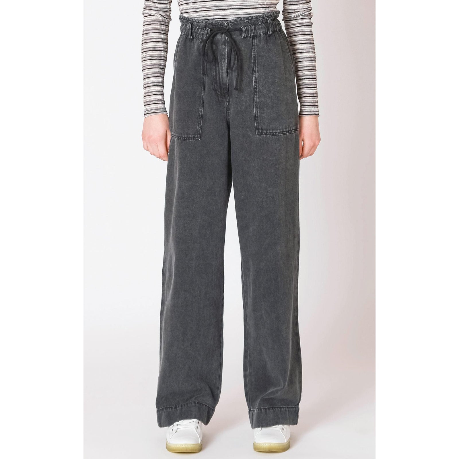 Stylish Dex Wide Leg Denim Pants with a comfy drawstring waist and patch pockets, perfect for summer adventures.