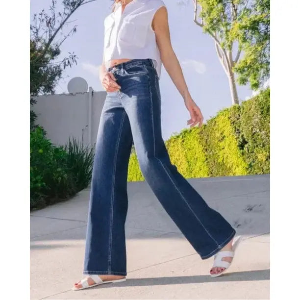 Flying Monkey Flying Monkey 90's Loose Irresistible