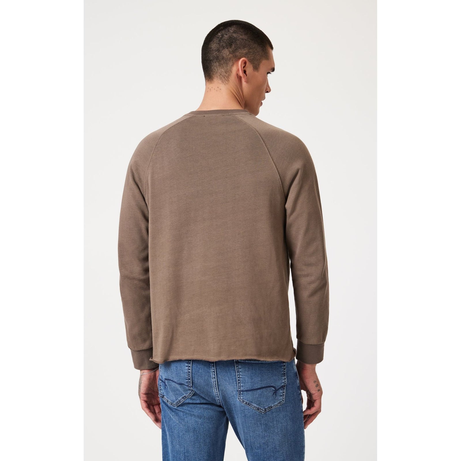 Stylish Mavi Long Sleeve Jersey Tshirt in light brown, featuring raglan stitching for a vintage-inspired look.