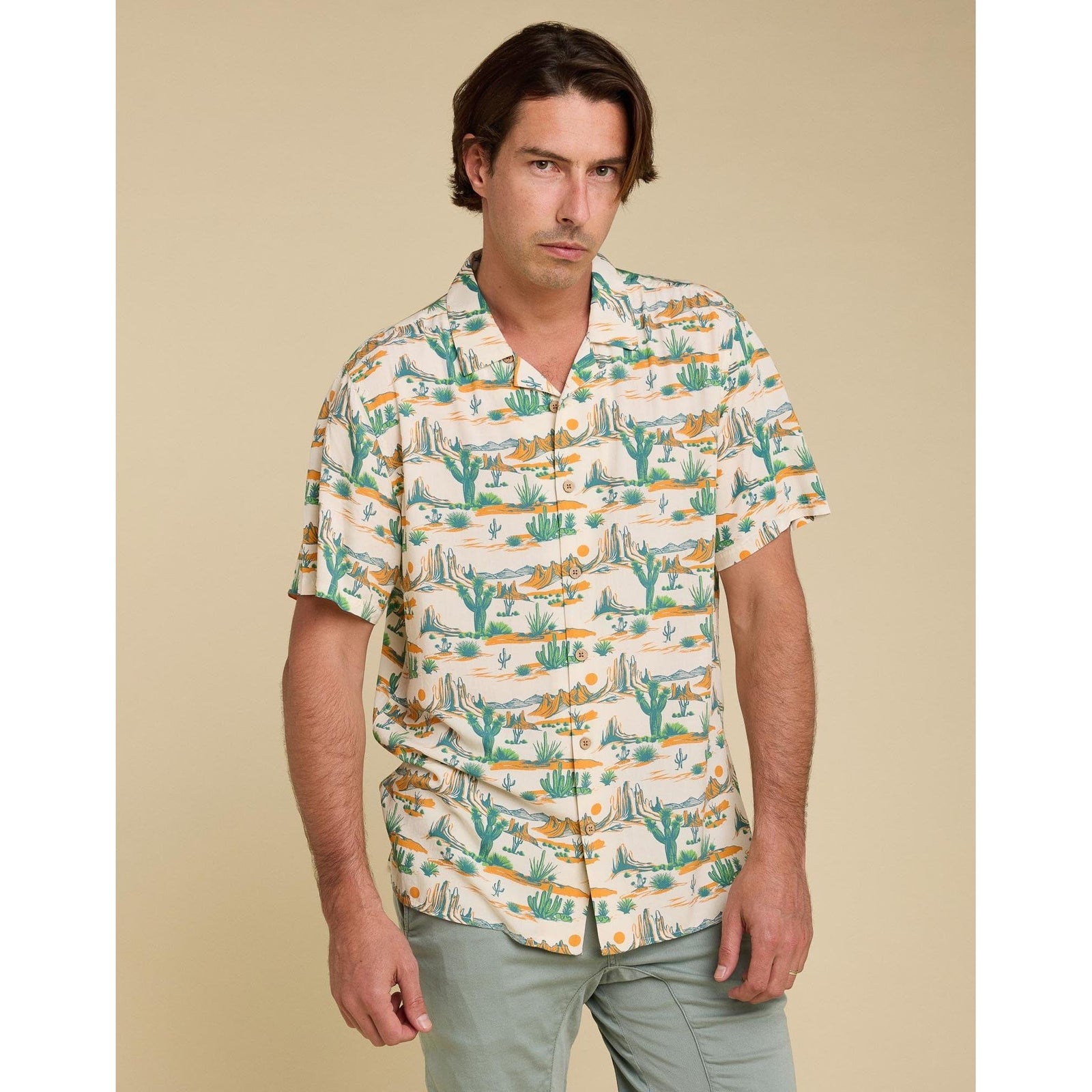 Stylish Pullin Farwest Beach Shirt features a colorful Hawaiian design, perfect for summer outings and relaxed vibes.