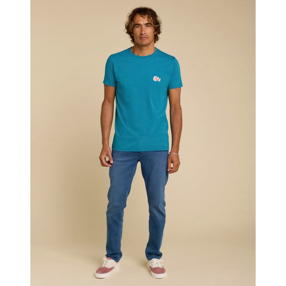 Men's Pullin PatchApero Tee in blue, featuring a ribbed crew neck and short sleeves for a stylish look.