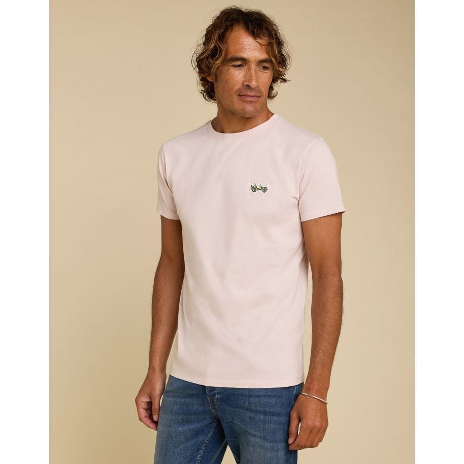 Stylish Pullin PatchJeep Tee in pink cotton, featuring a ribbed crew neck and short sleeves for a perfect fit.
