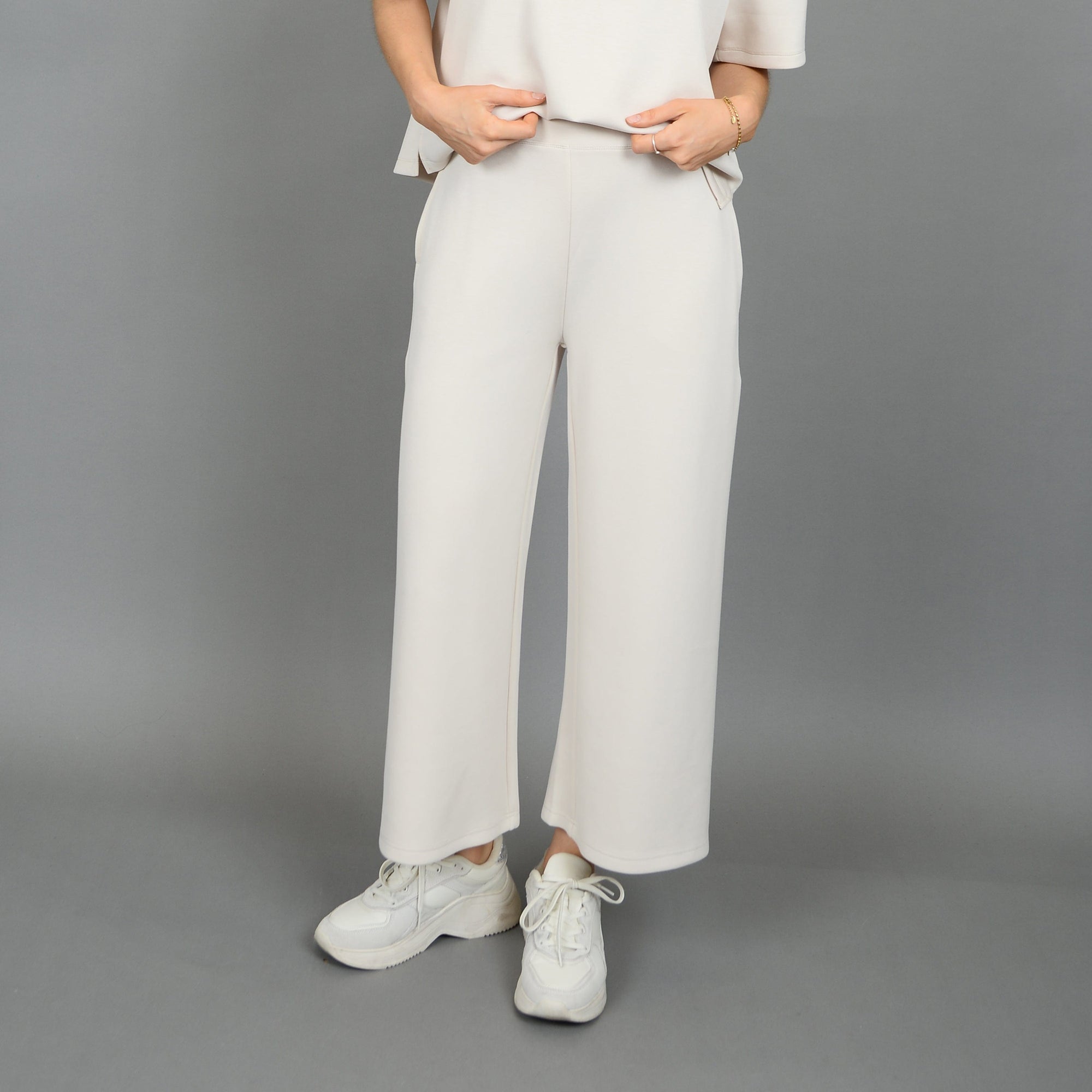 RD Second Skin Victoria Soft Knit Cropped Pants