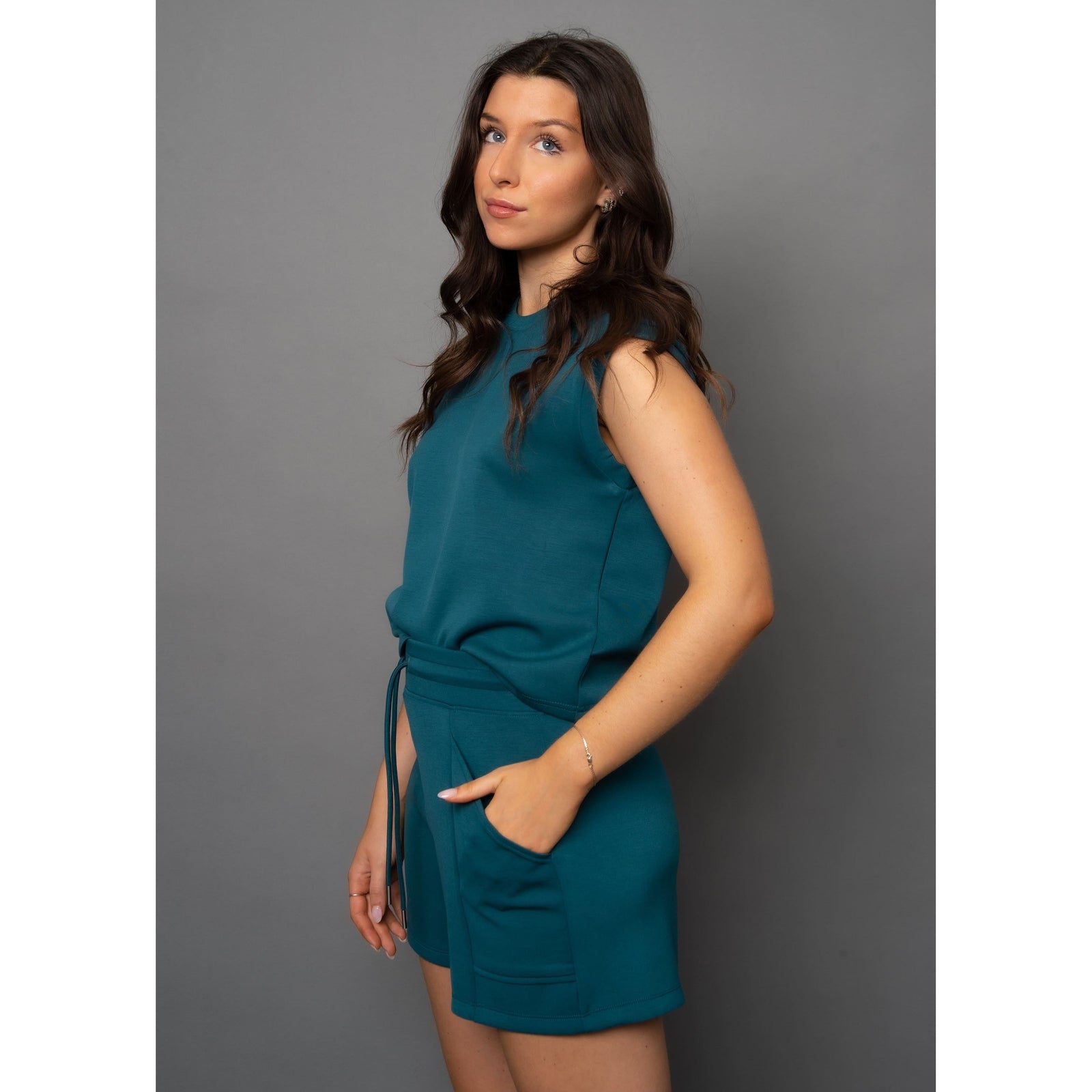 Scuba Miva Soft Knit Tank Top in trekking green, ideal for comfort and style, perfectly paired with shorts or pants.