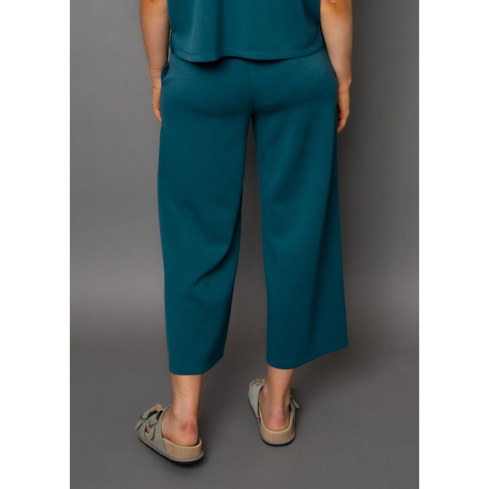 Victoria Soft Knit Cropped Pants