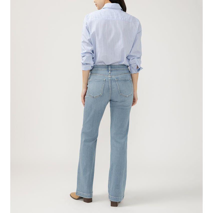 Silver Avery Trouser in Mateo from ShopName features a curvy-friendly high-rise design with a contoured waistband to flatter smaller waist and fuller hips.