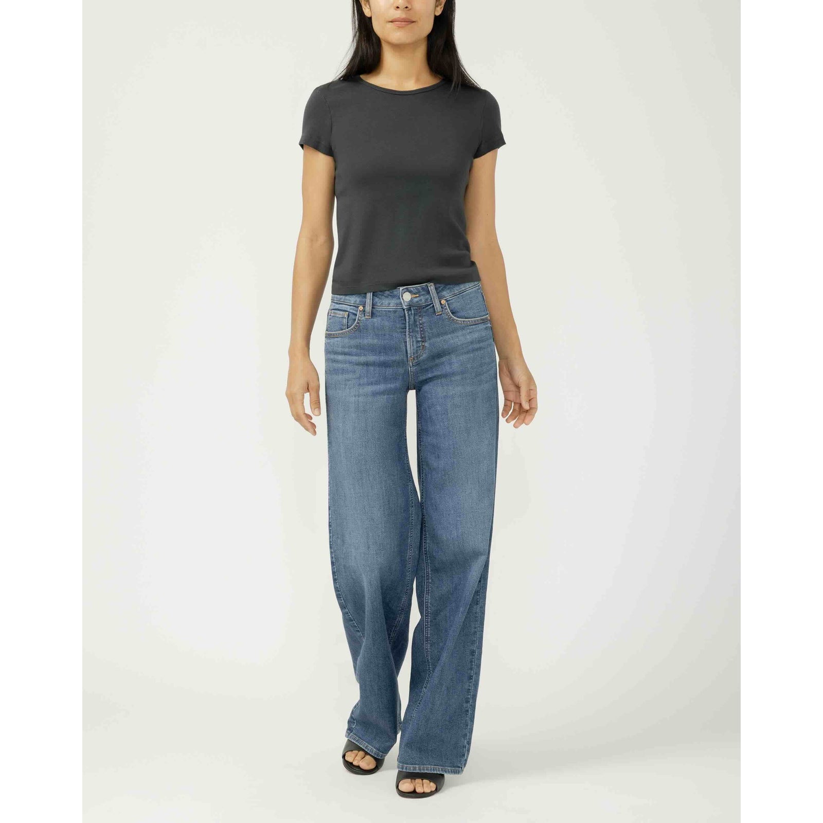 Silver Suki Wide Leg in Broydon jeans with contoured waistband and sculpted hip and thigh, dark indigo.