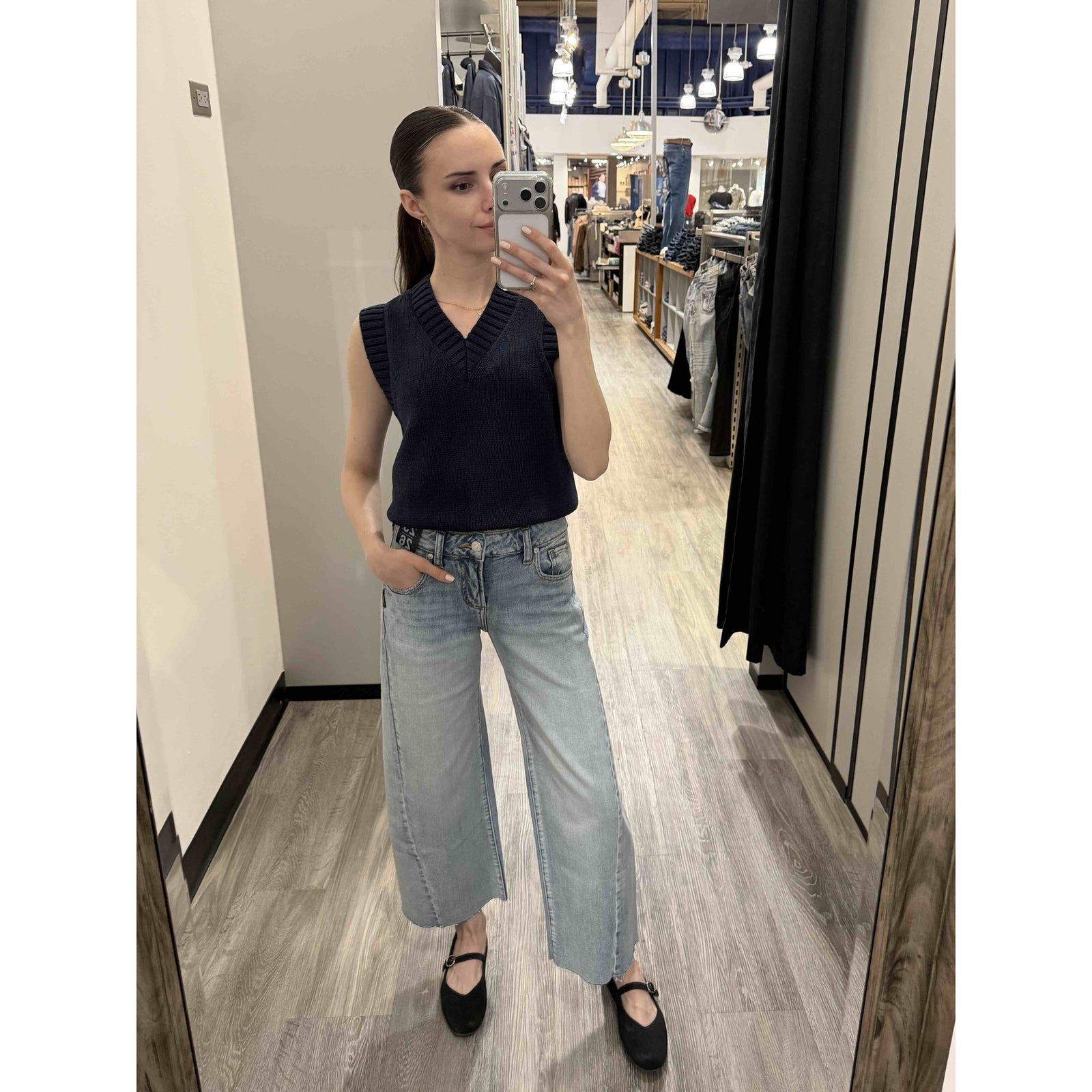 Silver Suki Wide Leg Cropped in West End