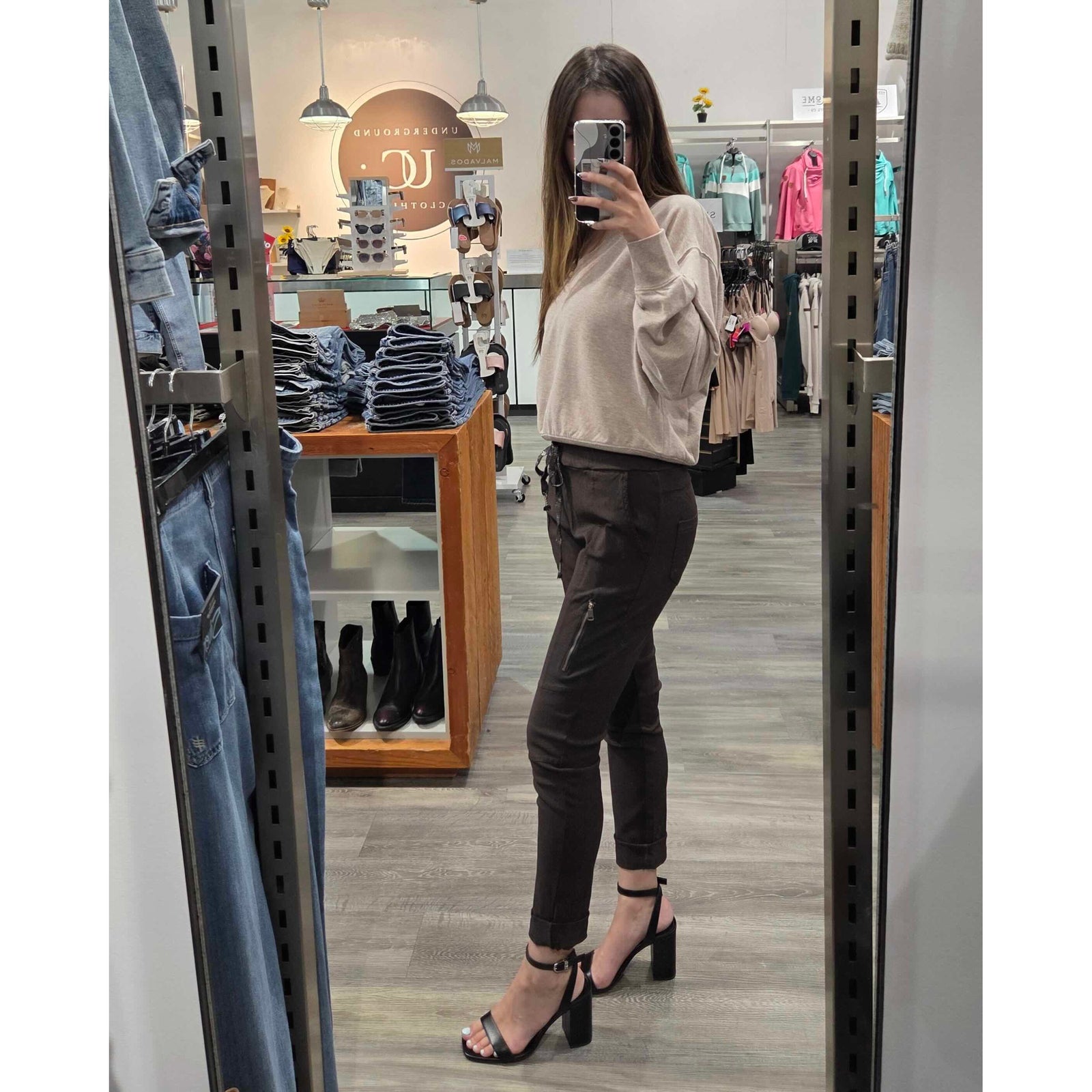 Sorella Pant with Zipper Detail Chocolate