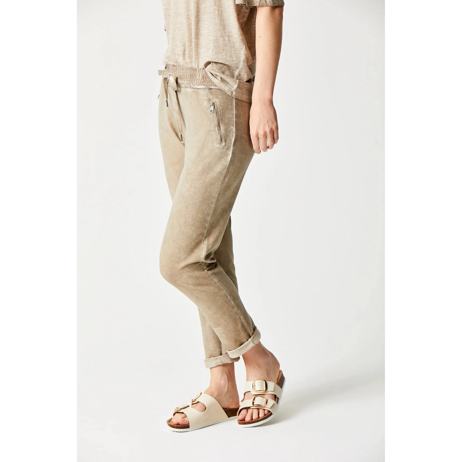 Suzy D Bailey Vintage Wash Side Zip Jogger offers comfort and style with chic zipped pockets and a drawstring waistband.