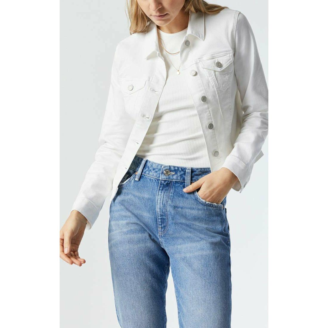 Mavi Samantha Double White Supersoft Jean Jacket features a slim fit and vintage-inspired design, perfect for layering.