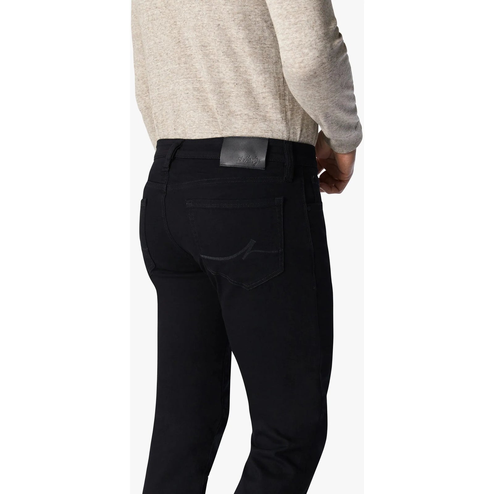 Men's style featuring 34 Heritage Courage Black Vintage Comfort jeans, perfect blend of comfort and contemporary design.