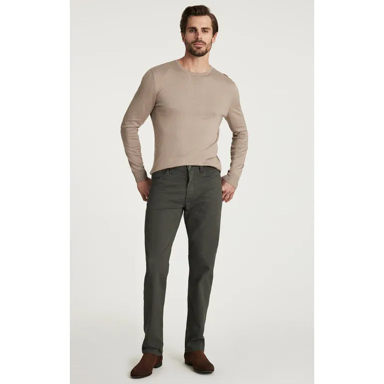Male model in beige top wearing 34 Heritage Courage Peat Coolmax Pants, breathable, moisture-wicking.