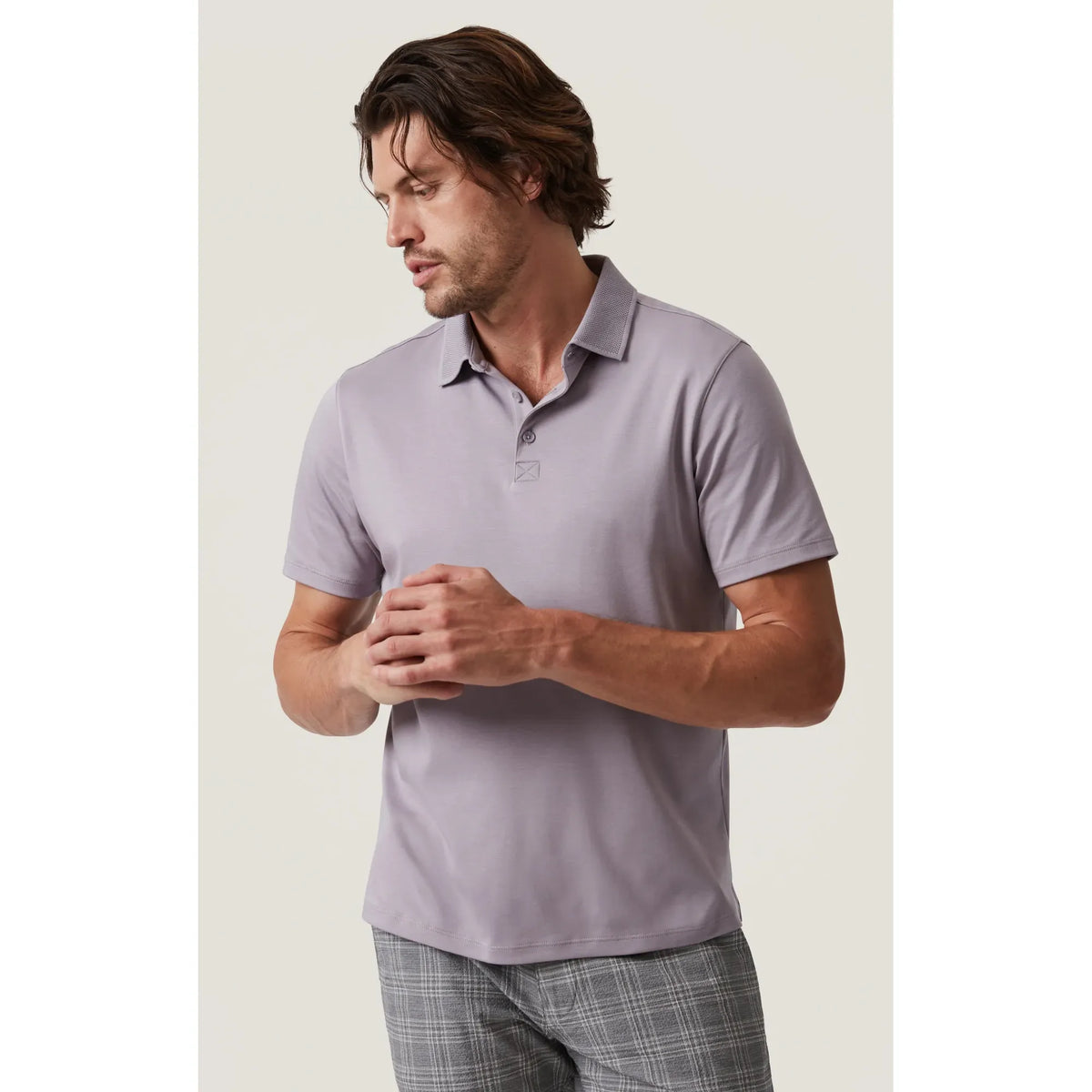 34 Heritage Polo Shirt in lavender with textured collar and three-button placket, close-fit and breathable.