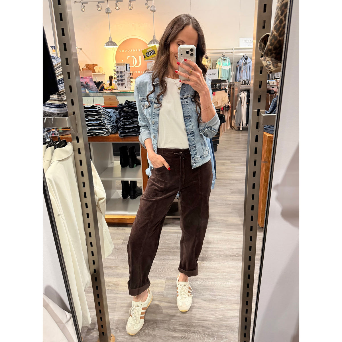 Daze Villa Drawstring Barrel Pant in Chocolate