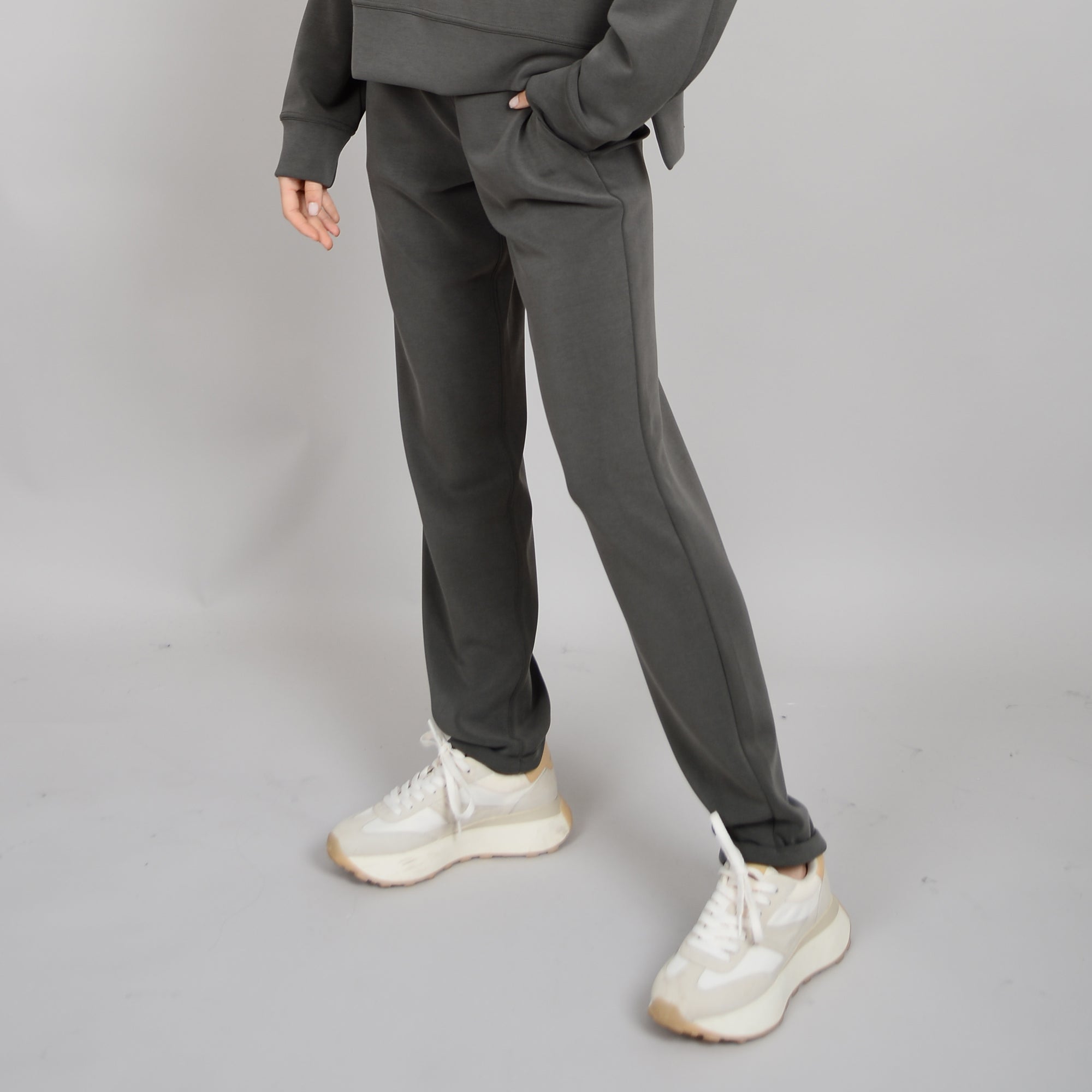 Serika Super Soft Modal Tapered Pants