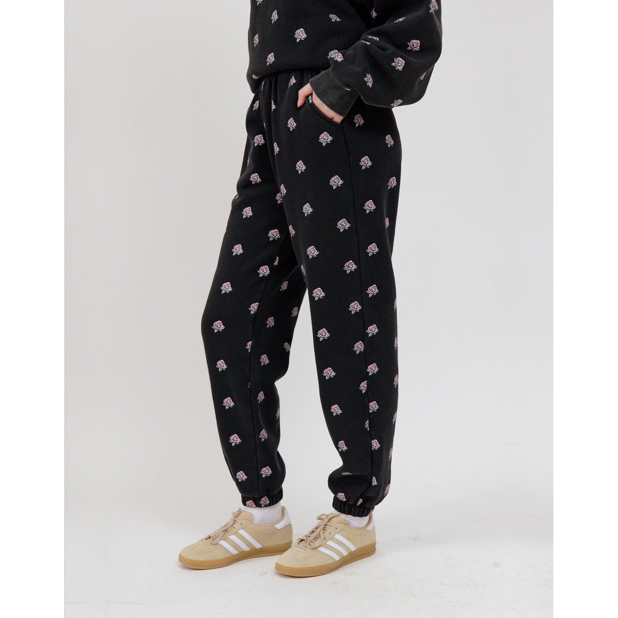 Brunette the Label Black-Pink / XS-S Brunette the Label Oversized Jogger All Over Flower