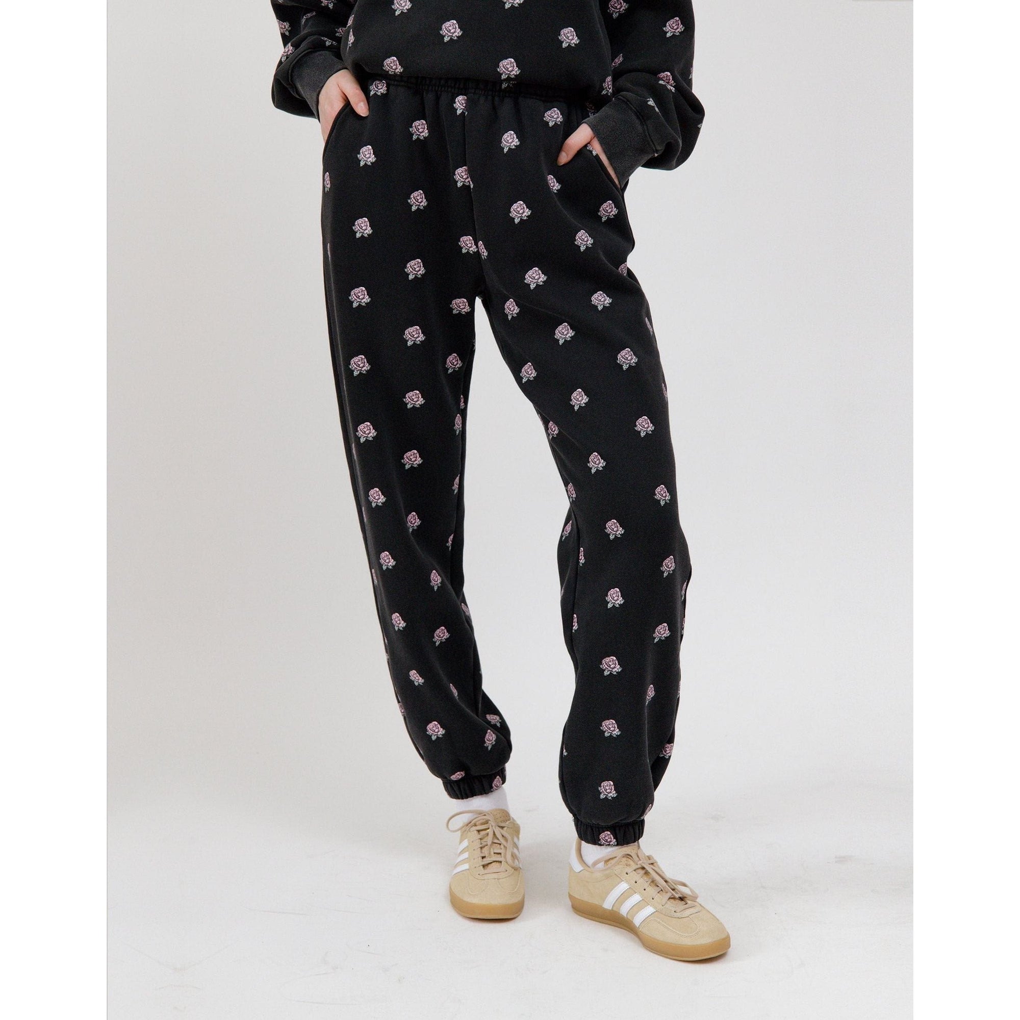 Brunette the Label Black-Pink / XS-S Brunette the Label Oversized Jogger All Over Flower