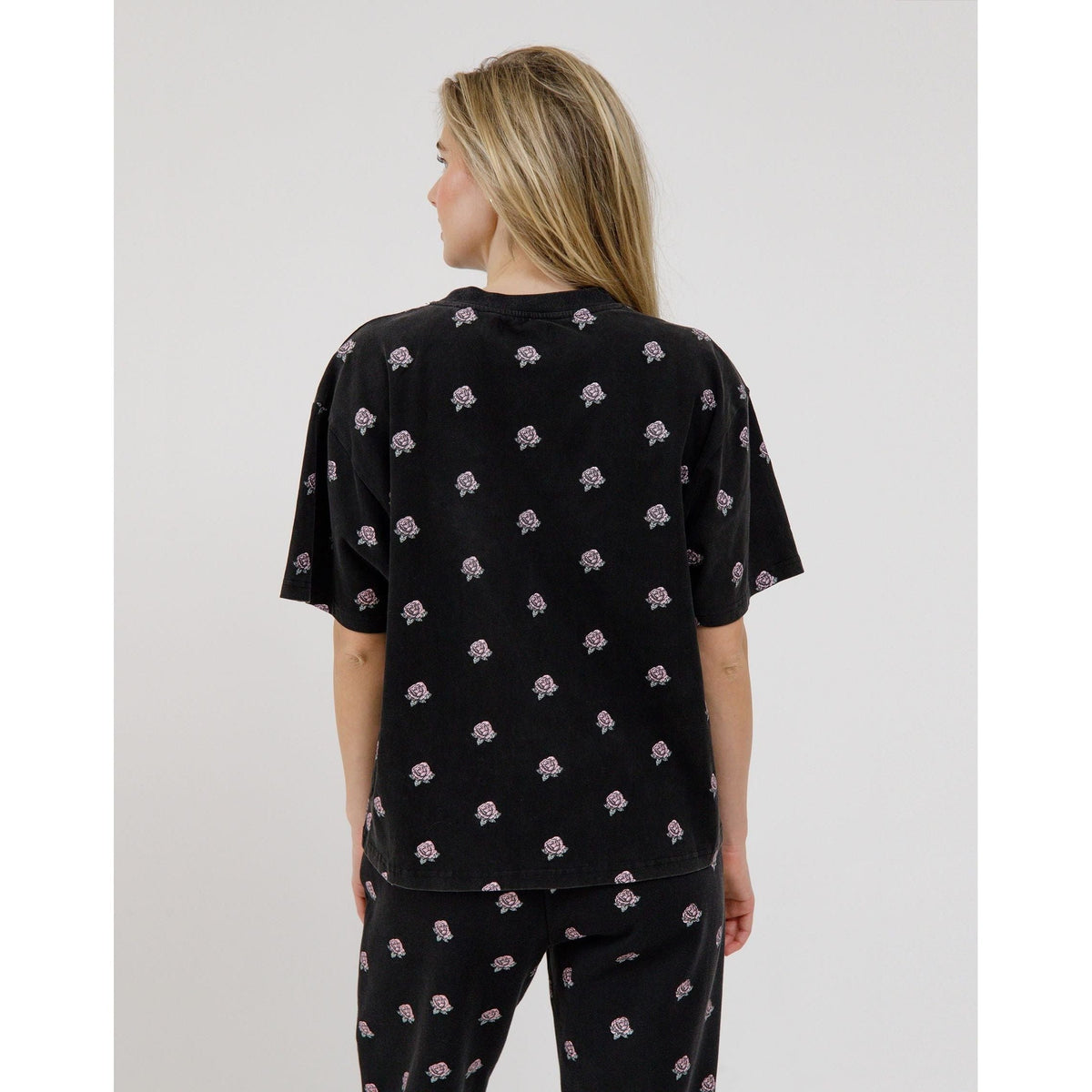 Brunette the Label Brunette the Label Flower Boxy Tee