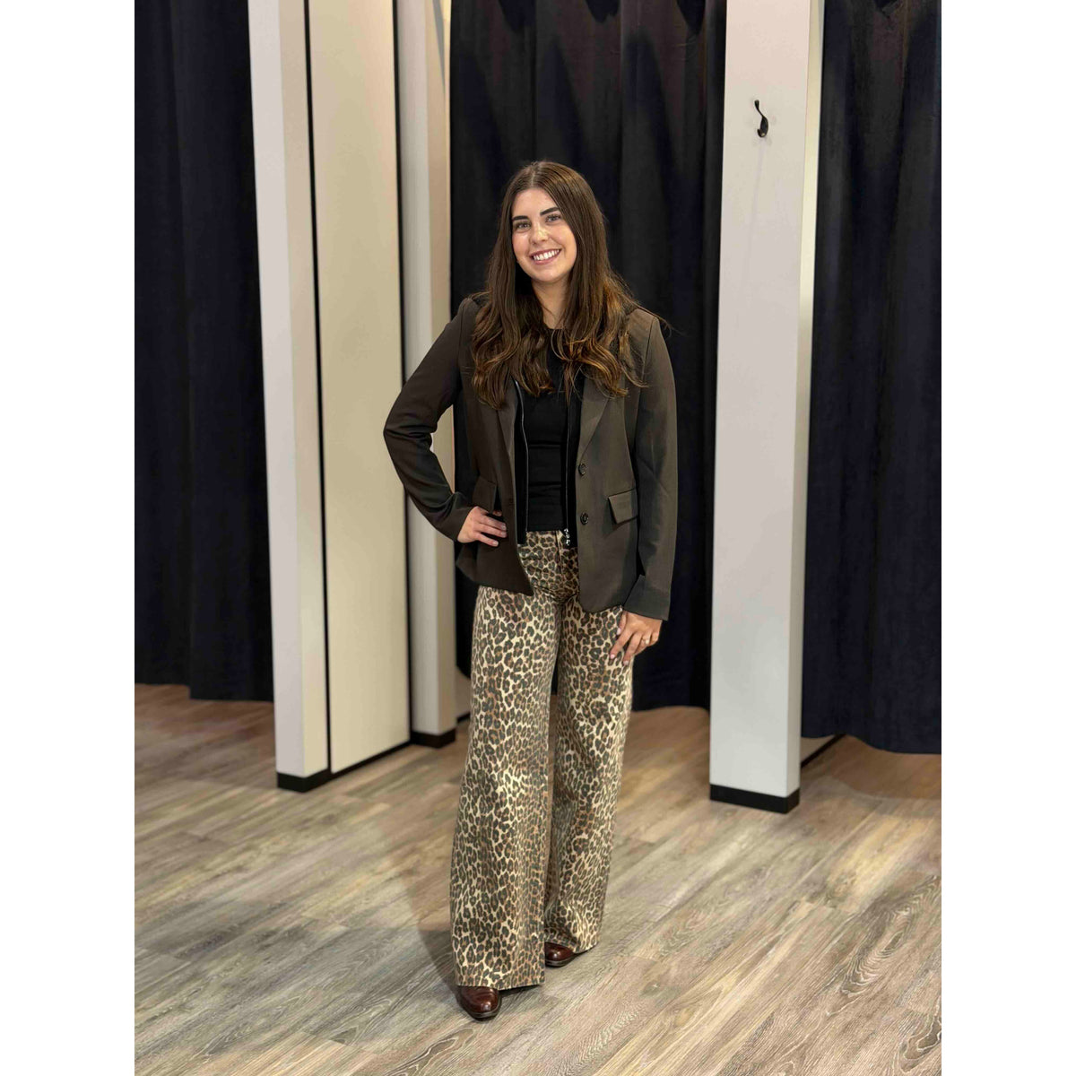 Daze Far Out High Rise Wide Leg in Cool Cat