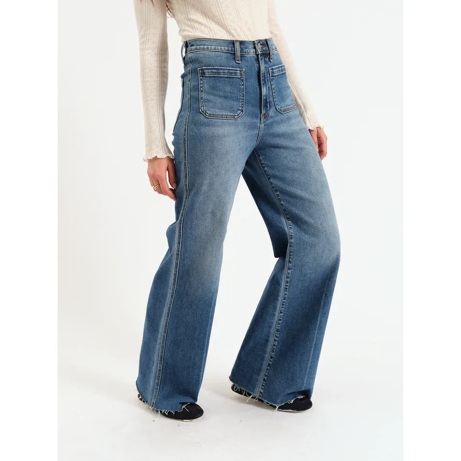 Daze Far Out High Rise Wide Leg in Vintage City