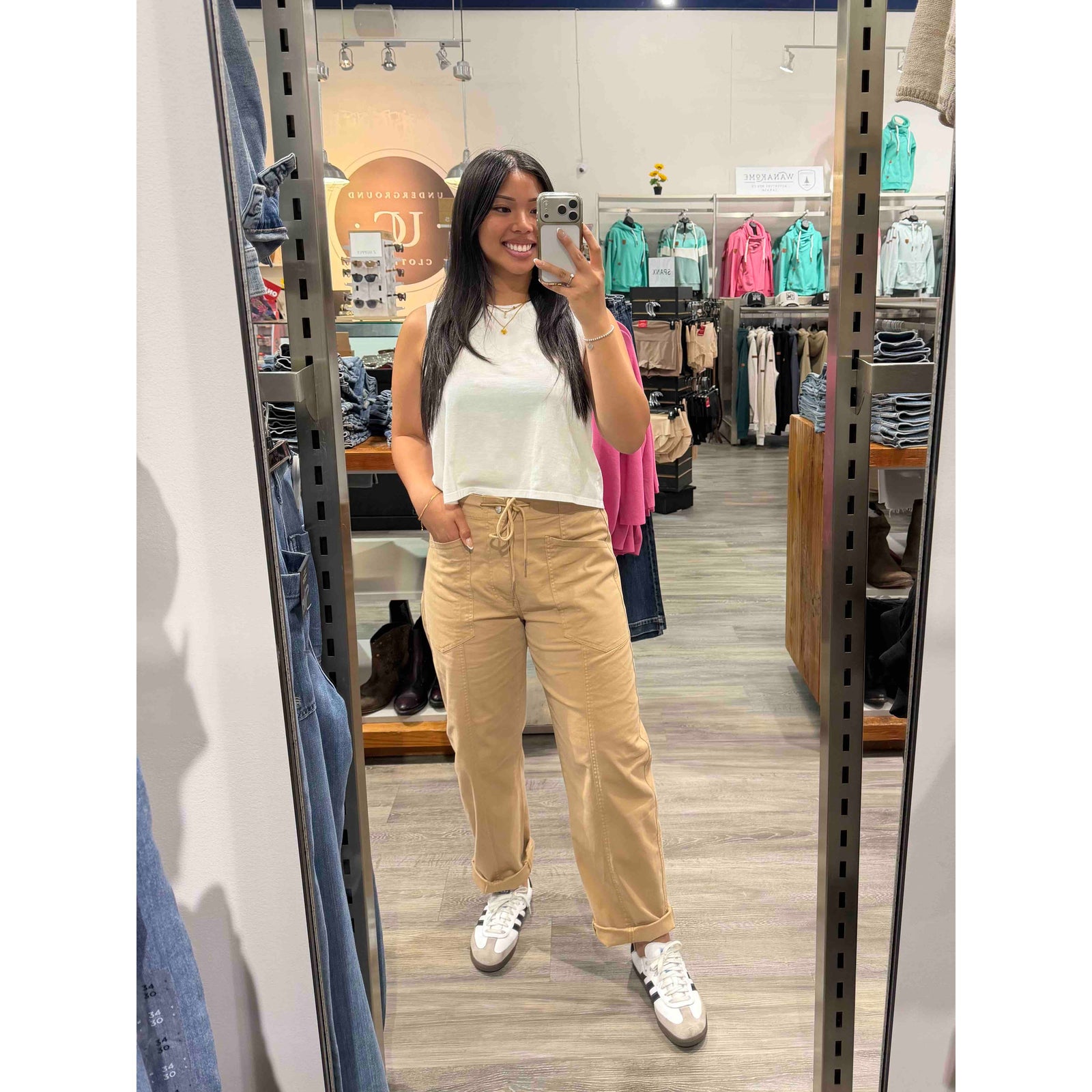 Daze Villa Drawstring Barrel Pant in Latte