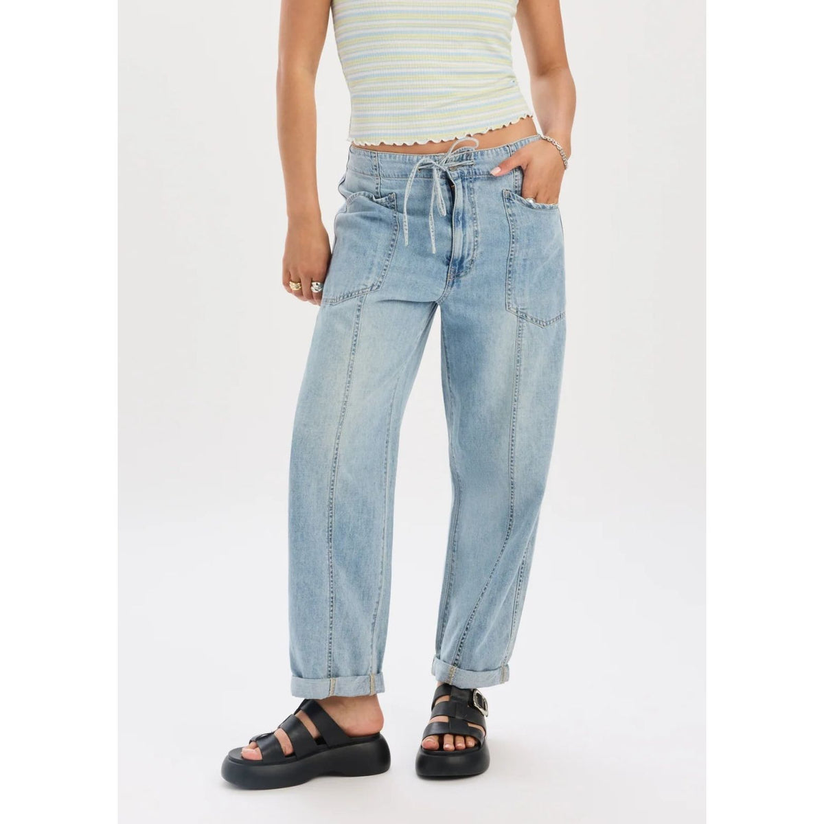 Daze Villa Drawstring Barrel Pant in Wildcard