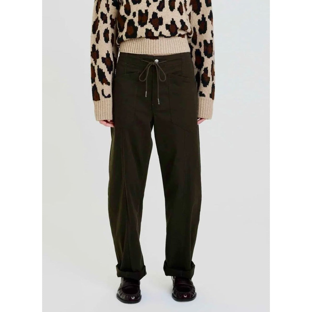 Daze Villa Drawstring Barrel Pant in Fern
