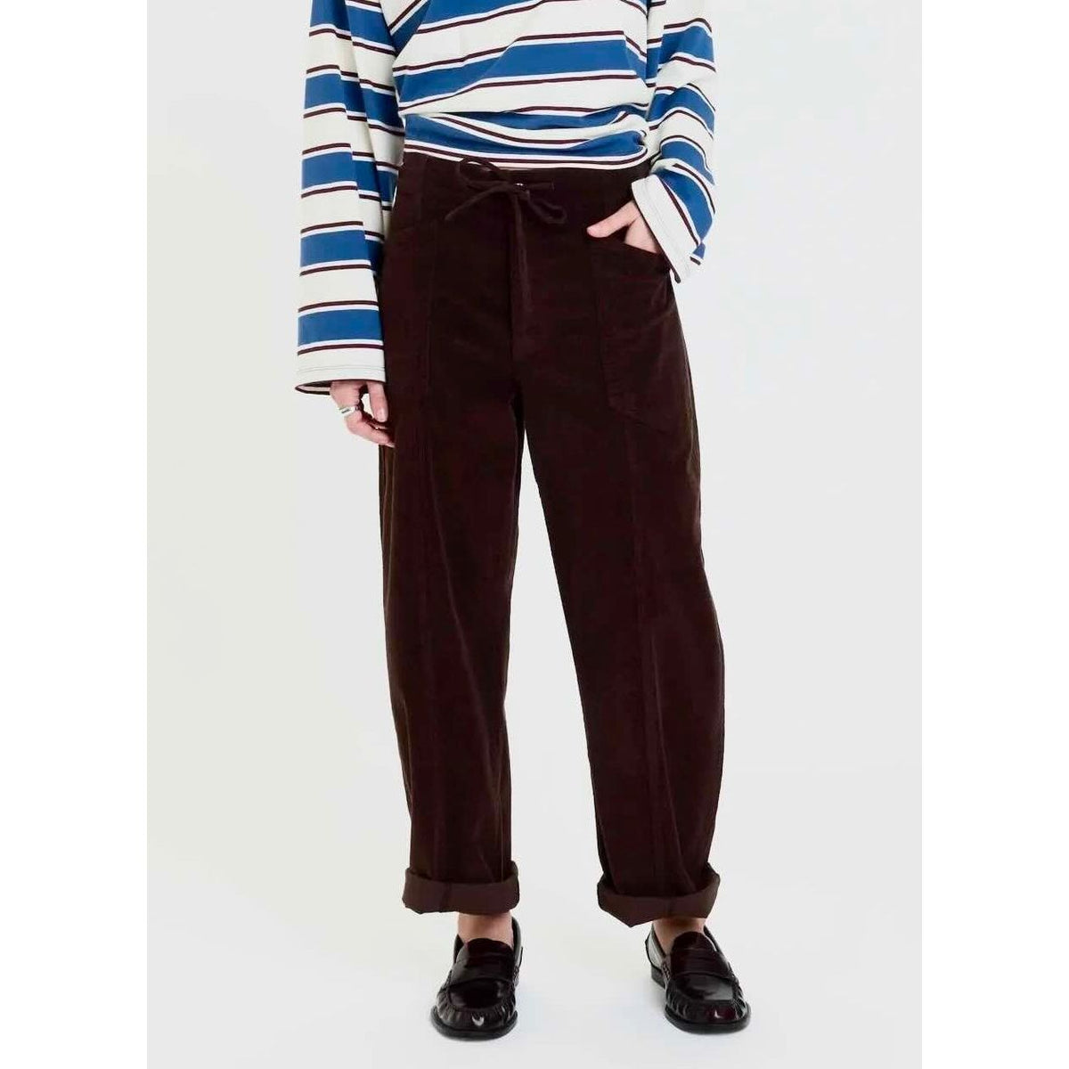 Daze Villa Drawstring Barrel Pant in Chocolate