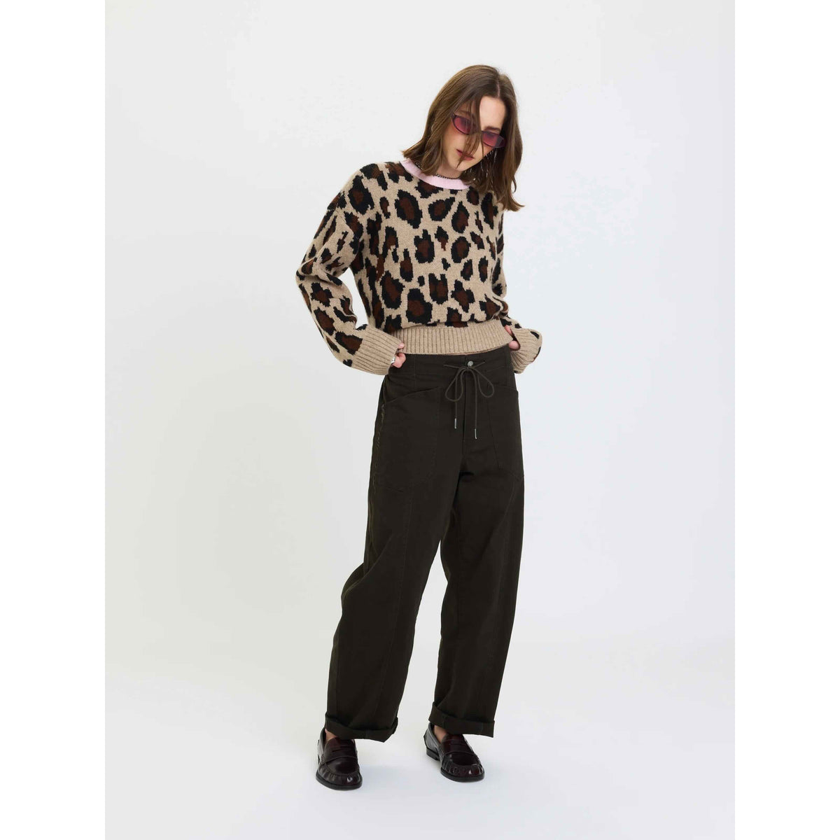 Daze Villa Drawstring Barrel Pant in Fern