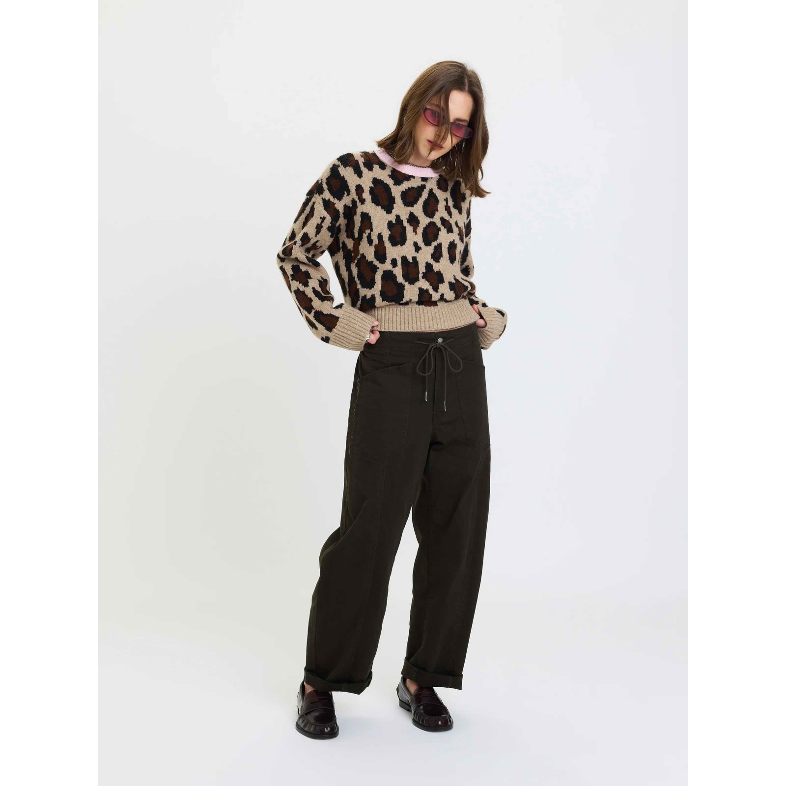 Daze Villa Drawstring Barrel Pant in Fern