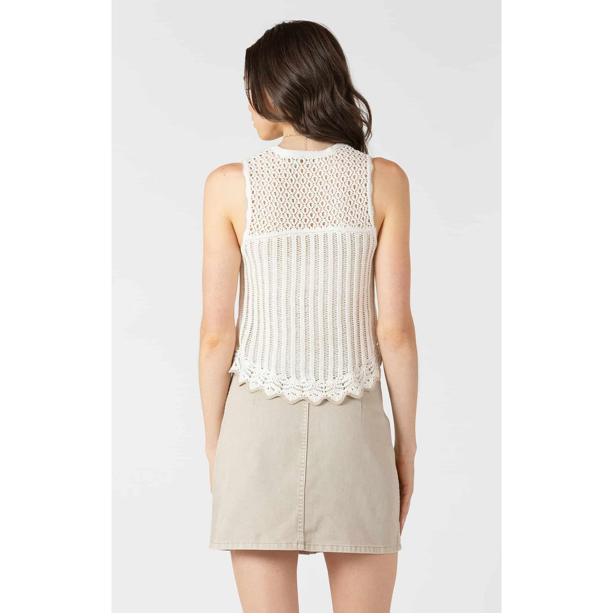 Dex Contrast Trim Sweater Tank: cream open-knit back with scalloped hem over beige skirt