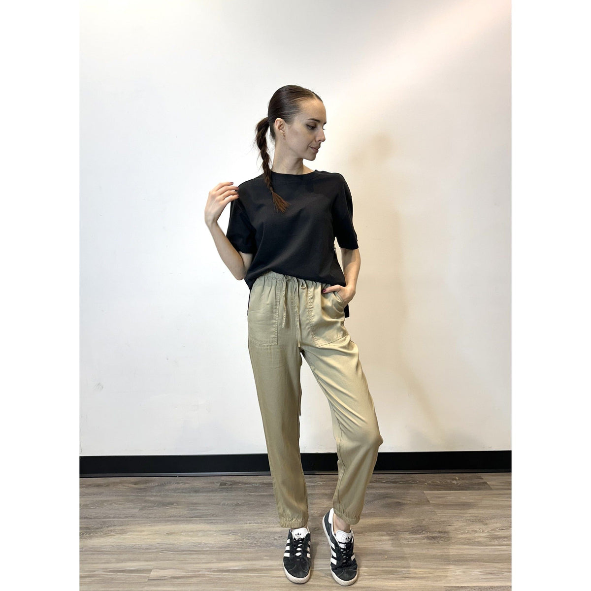 Dex Dex Drawstring Jogger