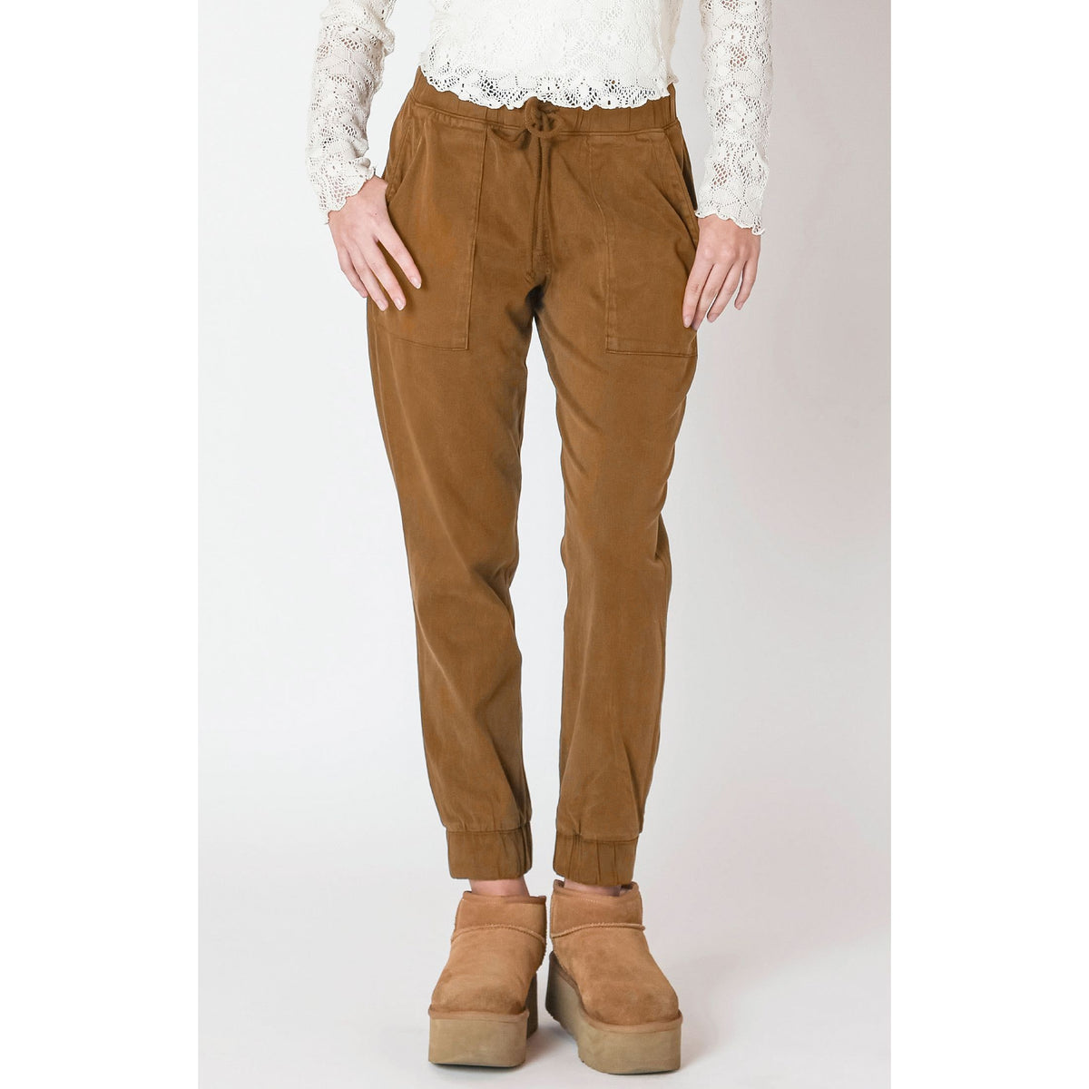 Relax in style with the Dex Soft Toch Jogger featuring a comfy drawstring waist and handy patch pockets.