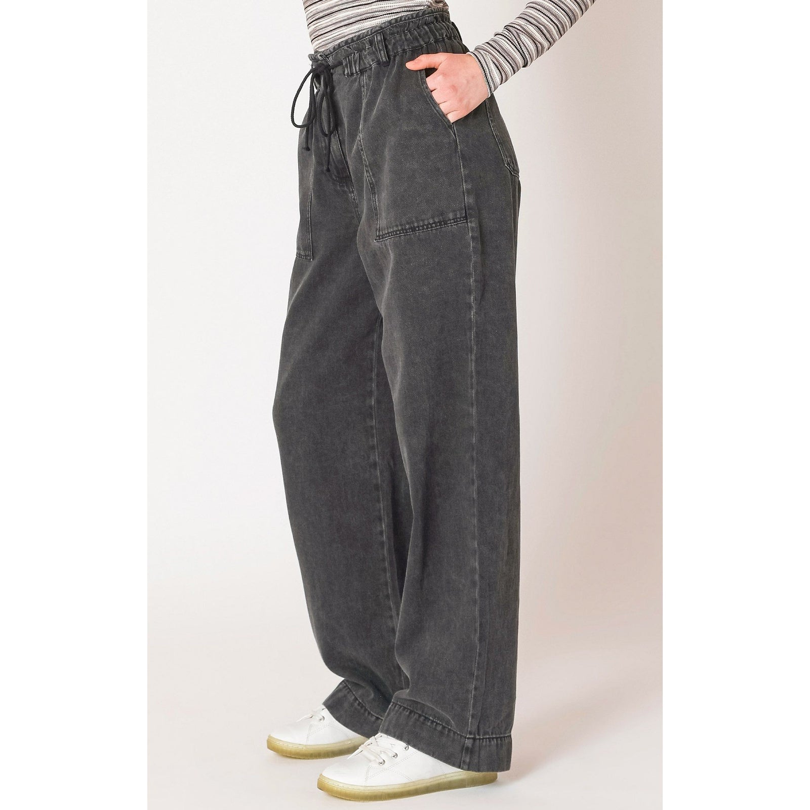 Stylish Dex Wide Leg Denim Pants with a comfy drawstring waist and patch pockets, perfect for summer adventures.