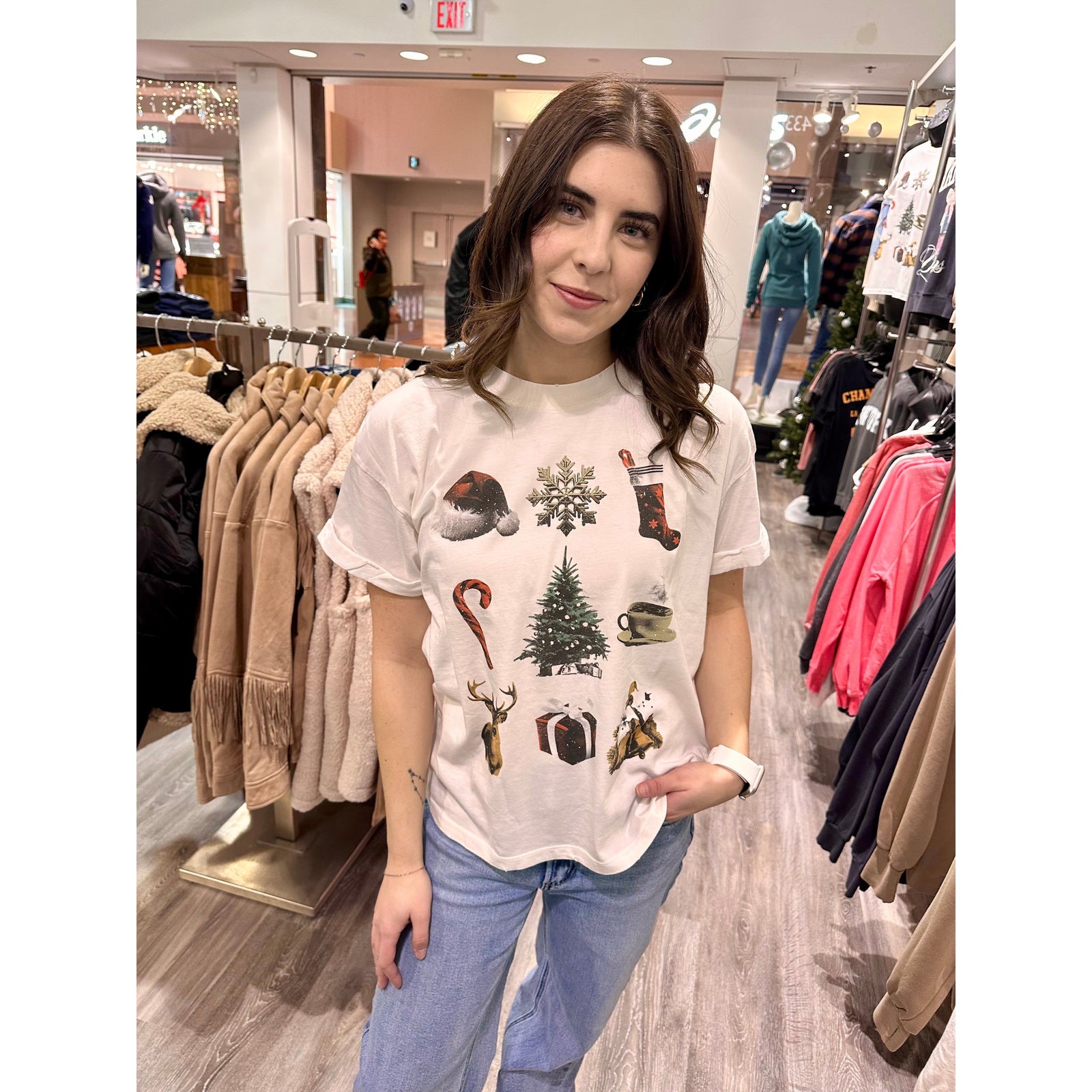 Girl Dangerous Girl Dangerous Holiday Boyfriend Tee