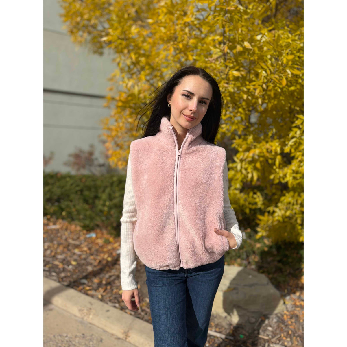 Kuwalla Murra Faux Fur Zip Up Vest Pink