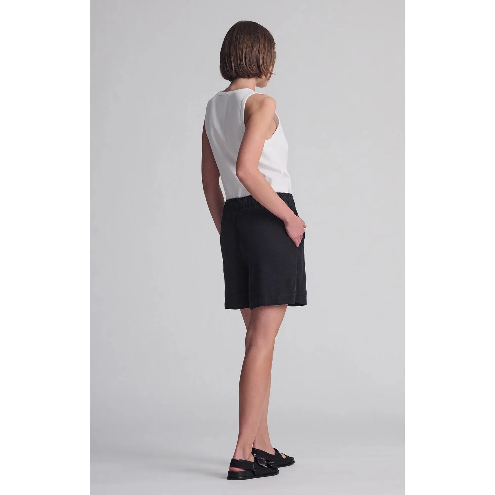 Stylish Mavi Penny shorts in black with a comfy drawstring waist, perfect for summer strolls and hangouts.