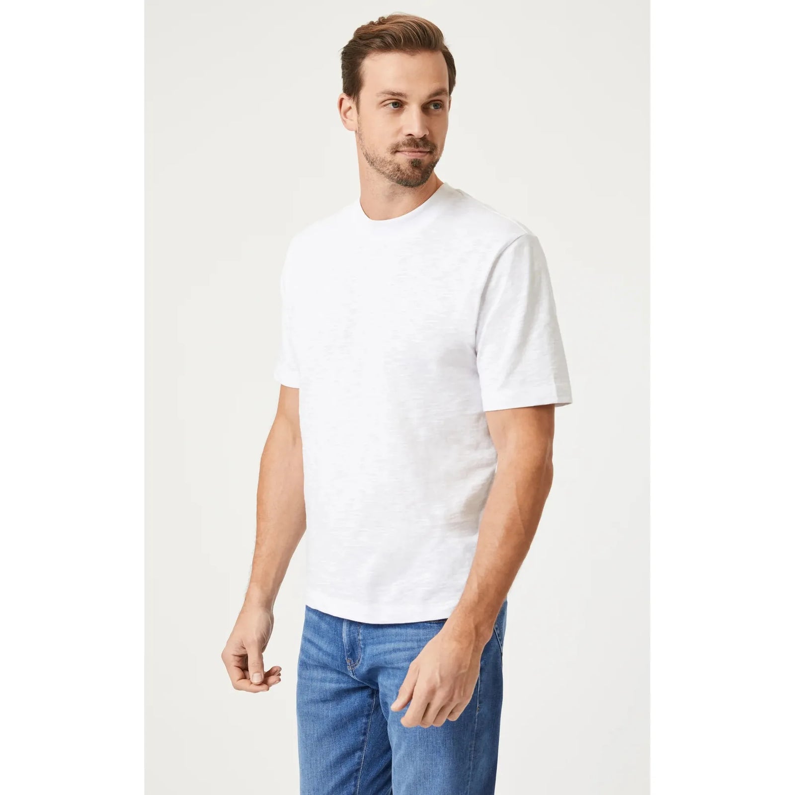 Mavi Slub Short Sleeve T-Shirt in white, featuring a classic crewneck and elegant detailing for effortless style.