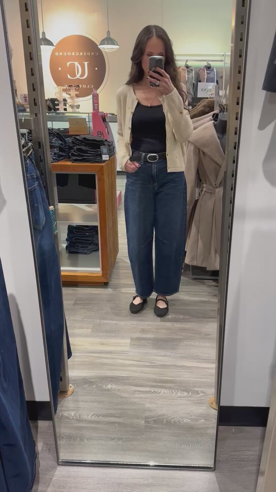 Silver Barrel Leg in Islington