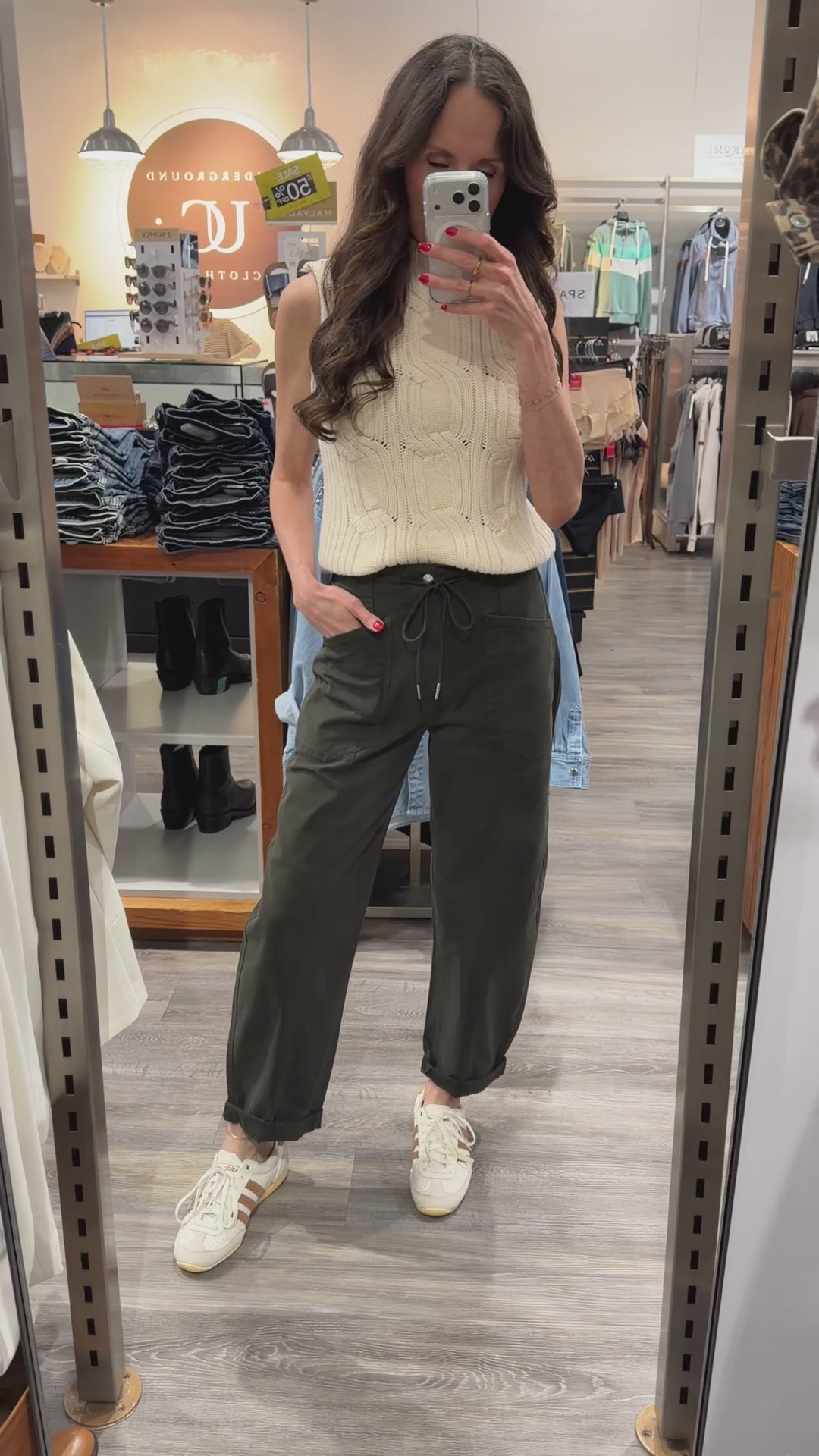 Daze Villa Drawstring Barrel Pant in Fern