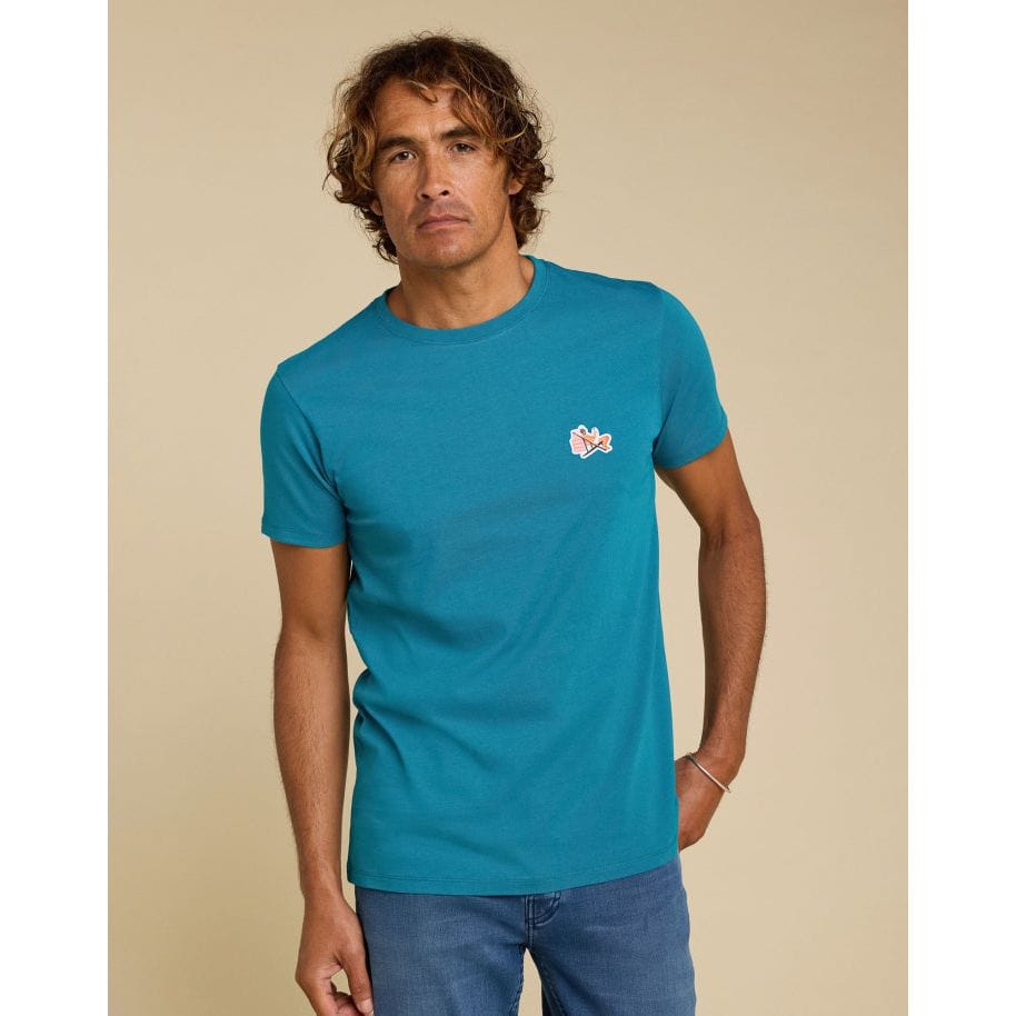 Stylish Pullin PatchApero Tee in blue cotton, featuring a ribbed crew neck and short sleeves for a perfect fit.