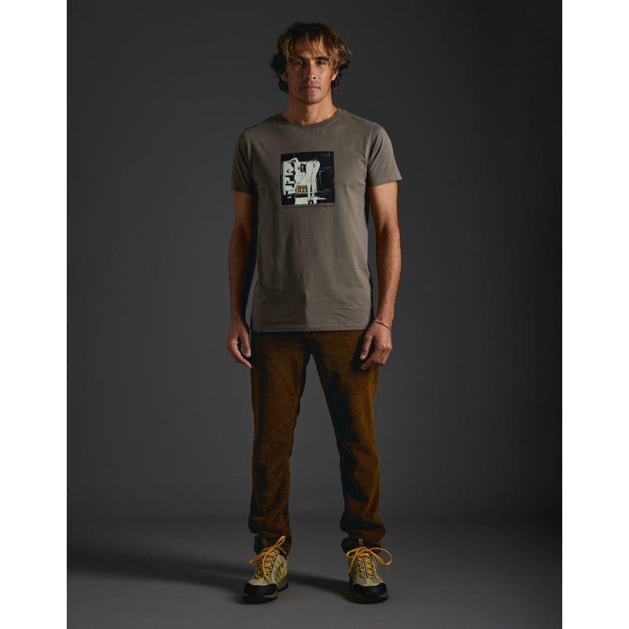 Pullin Pullin Whats Tee