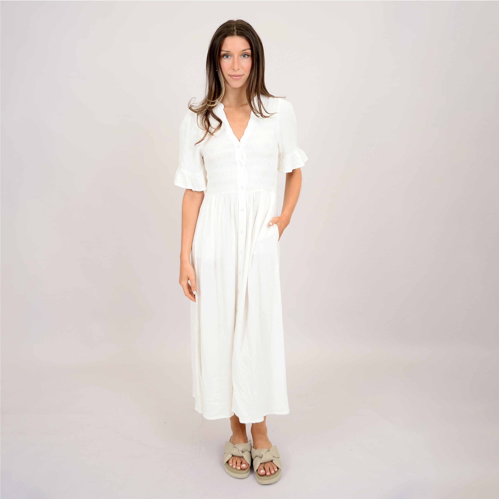 RD Egg White / XS Damarisa Crepe 3/4 Sleeve Shirred Shirt Dress