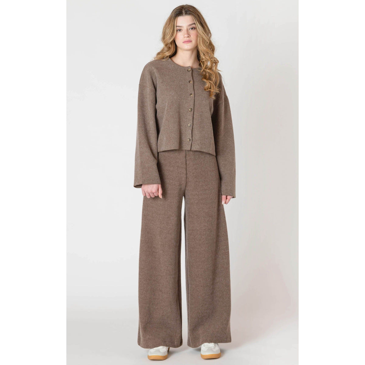 Stylish Room 34 Wide Leg Ribbed Pant in mocha heather, perfect for lounging and making a fashion statement.