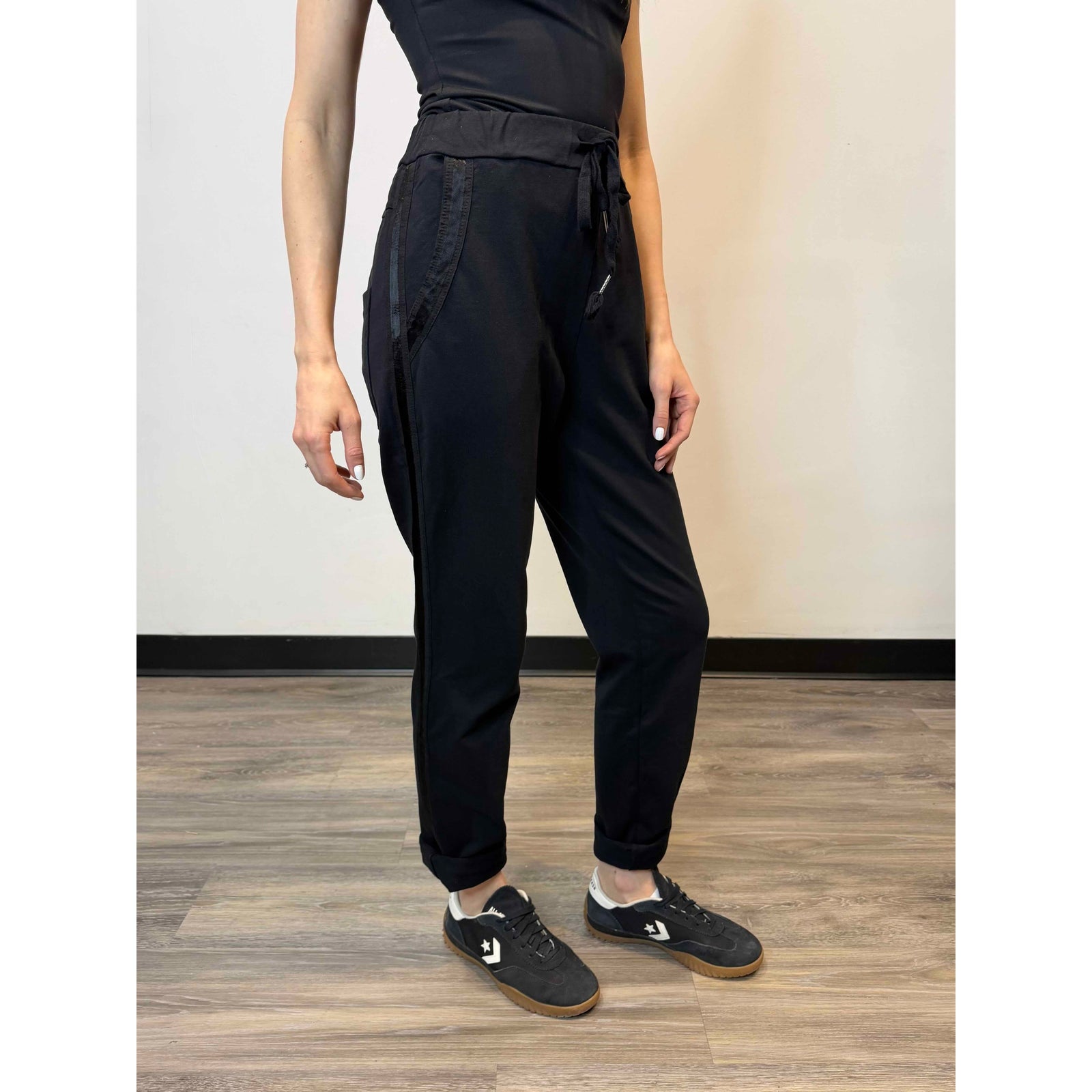 Sorella  Tuxedo Stripe Crop Pant