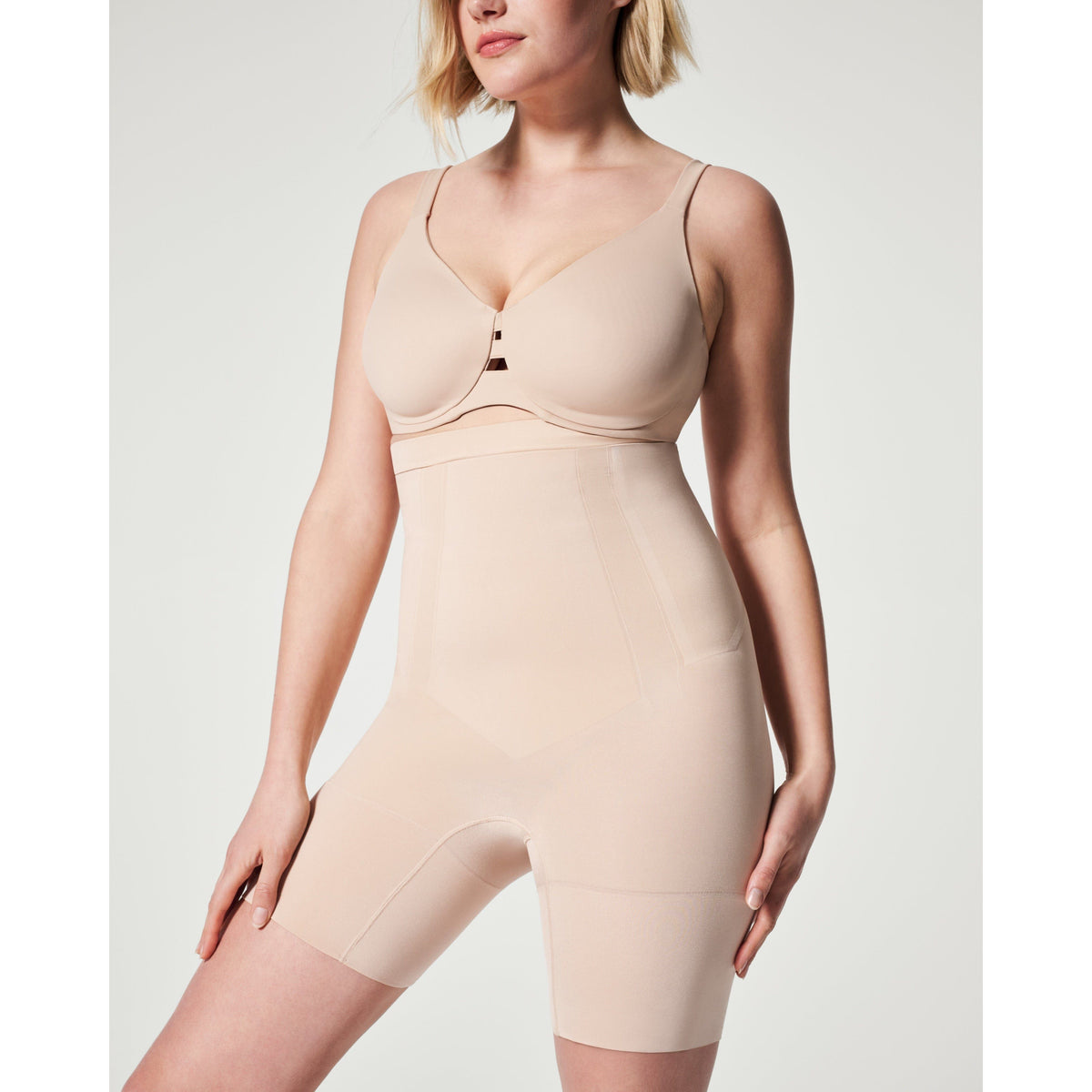 Spanx Spanx OnCore Sculpting High-Waisted Mid-Thigh Short