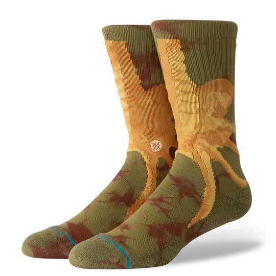 Stance Face Hugger Crew Socks in camo, Xenomorph graphics, combed cotton, mid-weight cushioning, seamless toe.